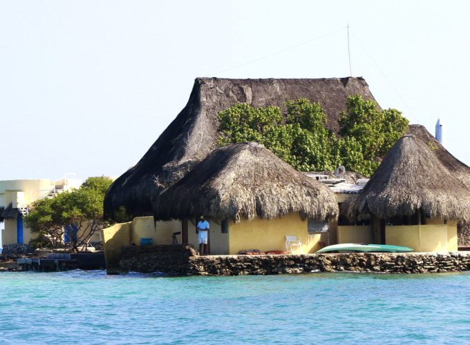 Pasadía Experiencia Gold en Isla del Encanto Cartagena