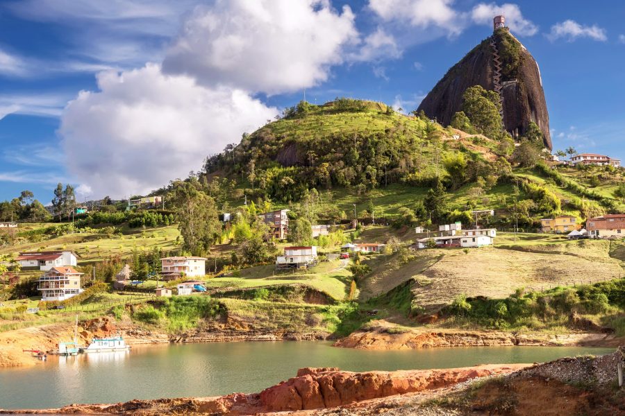 Tour Guatapé y Piedra del Peñol Compartido